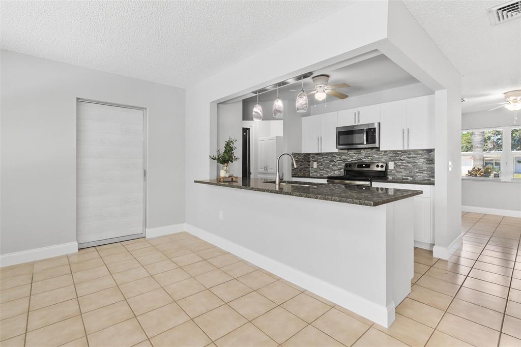 170 Argus Road Venice, FL 34293 - Photo 8 of 34 Gallery Image 8