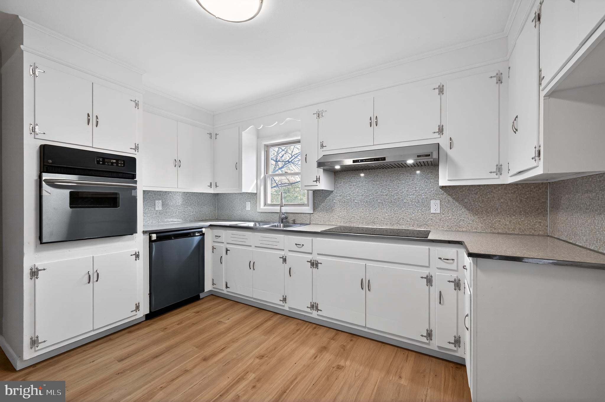 17721 Timberlane Hagerstown, MD 21740 - Photo 17 of 34