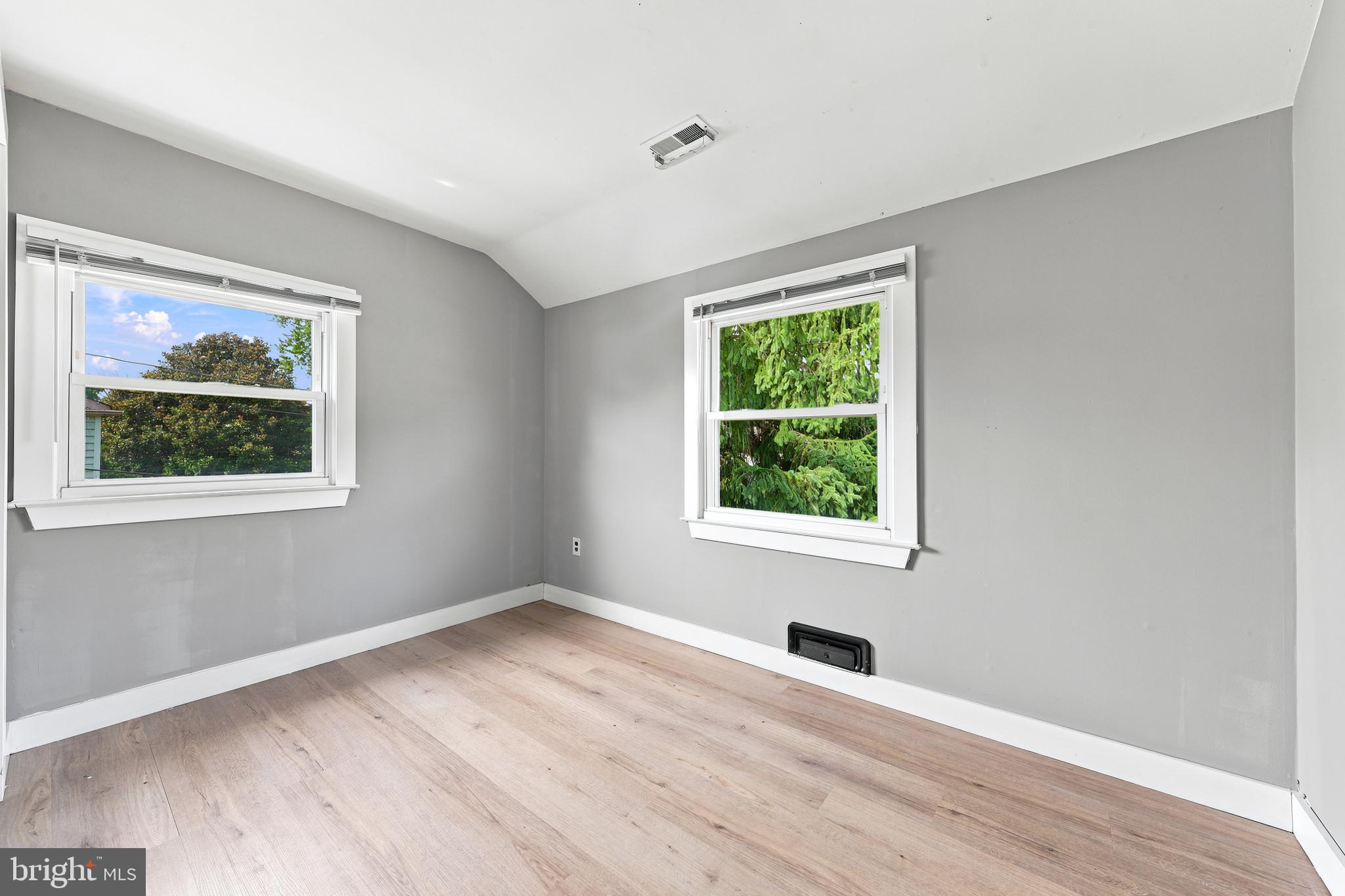 14 Buttonwood Road Stratford, NJ 08084 - Photo 22 of 35