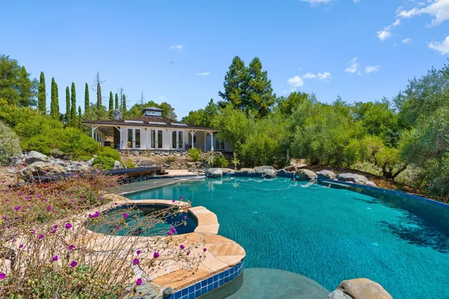 $13,988,000 | 1142 Moore Road, Woodside, CA 94062