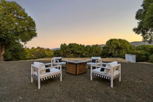 $13,988,000 | 1142 Moore Road, Woodside, CA 94062