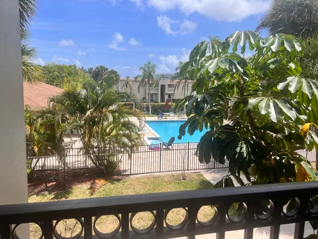 $1,550 | 1500 North Congress Avenue, Unit A206, West Palm Beach, FL 33401
