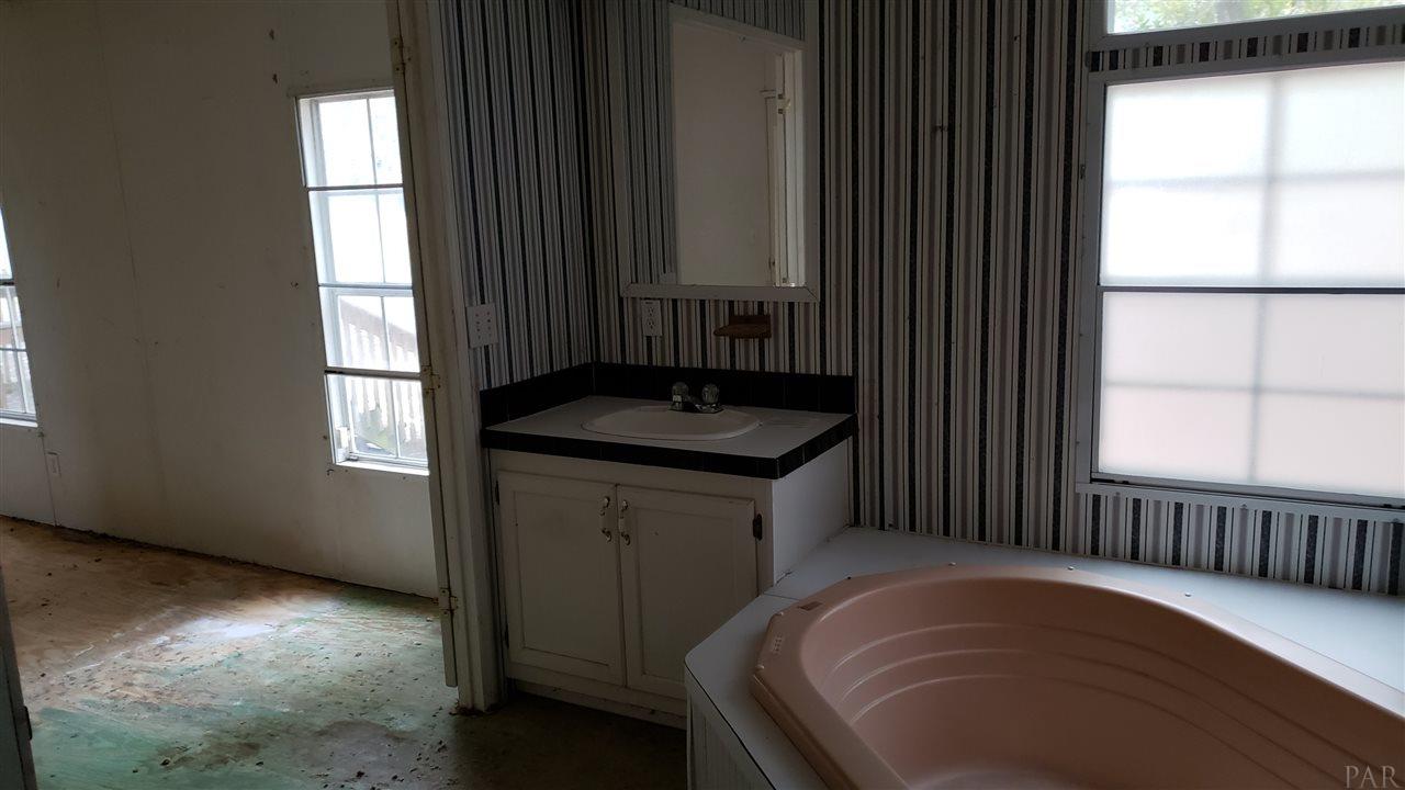 8288 Punjob Road Milton, FL 32583 - Photo 13 of 21 Gallery Image 13