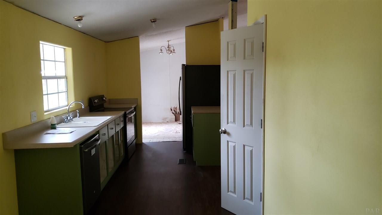 8288 Punjob Road Milton, FL 32583 - Photo 7 of 21 Gallery Image 7