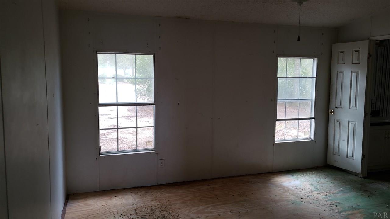 8288 Punjob Road Milton, FL 32583 - Photo 10 of 21 Gallery Image 10