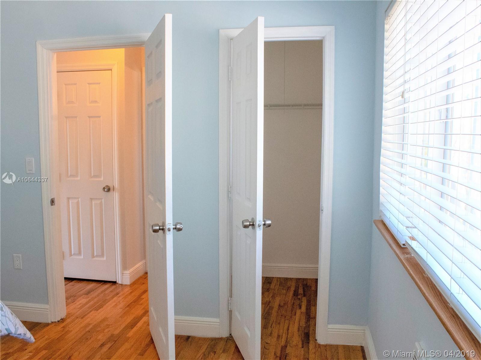 320 85th Street, Unit 15 Miami Beach, FL 33141 - Photo 11 of 25