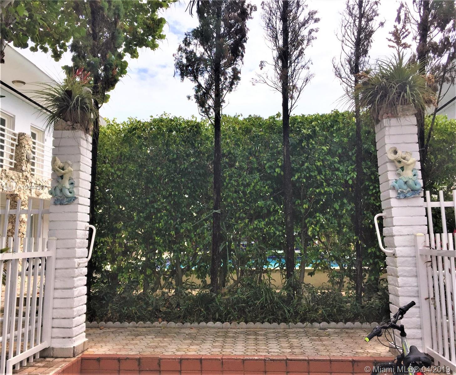 320 85th Street, Unit 15 Miami Beach, FL 33141 - Photo 22 of 25