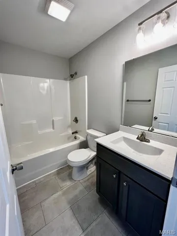 $307,500 | 1018 Lakeway Drive, Labadie, MO 63055