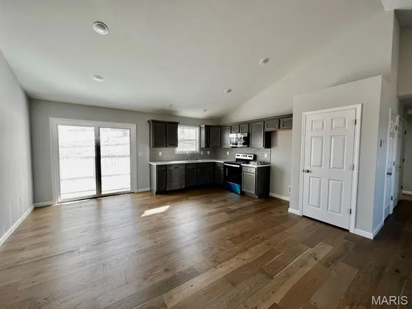 $298,500 | 1018 Lakeway Drive, Labadie, MO 63055