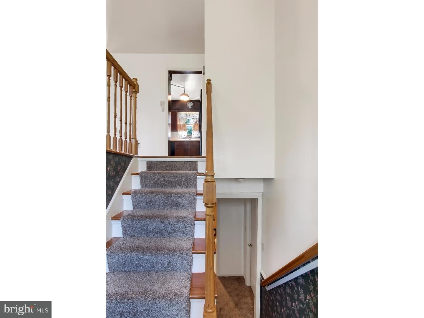 219 Reifsnyder Road Lititz, PA 17543 - Photo 3 of 25