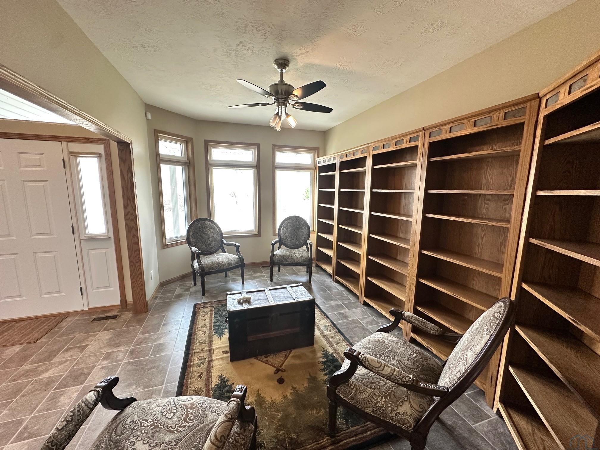 2651 Inwood Road Hubbard, NE 68741 - Photo 17 of 49 Gallery Image 17