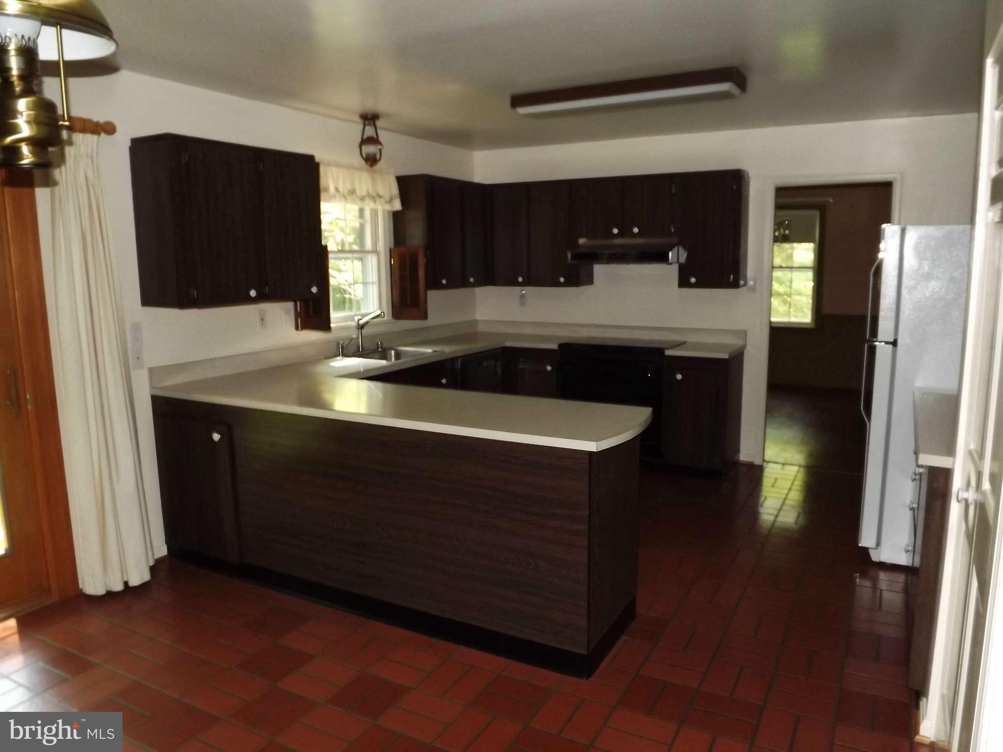 3057 Mimon Road Annapolis, MD 21403 - Photo 7 of 26 Kitchen