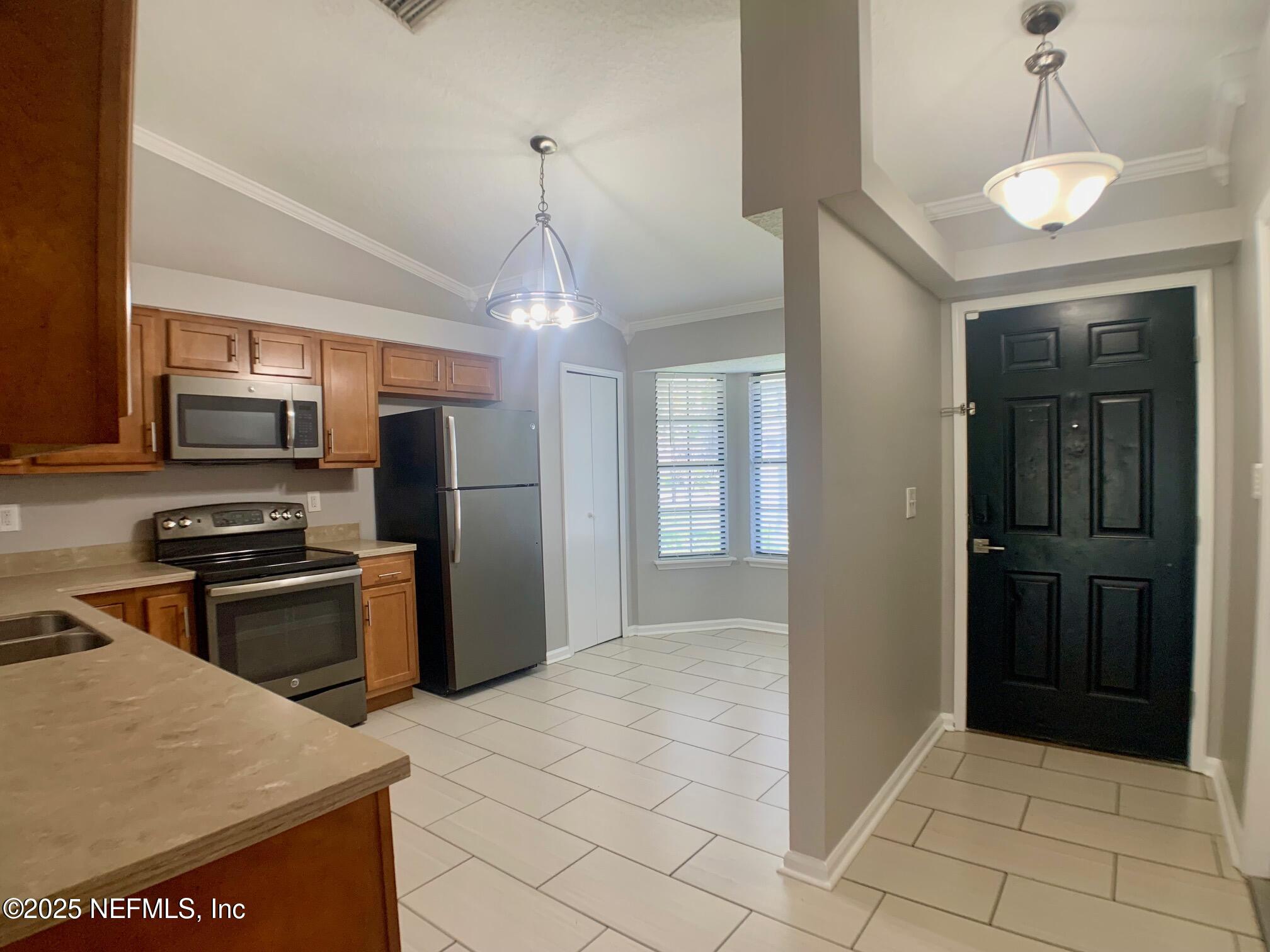 1571 Kingfisher Boulevard Orange Park, FL 32065 - Photo 4 of 24 IMG_6713