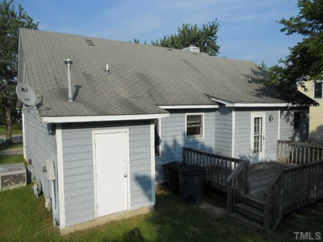 712 Matney Lane Apex, NC 27502 - Photo 2 of 8