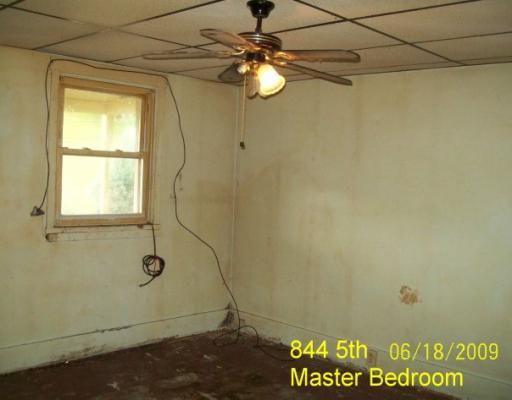 844 5th Street East Rochester, PA 15074 - Photo 6 of 17 Master Bedroom.