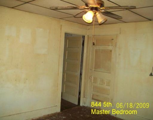 844 5th Street East Rochester, PA 15074 - Photo 7 of 17 Master Bedroom.