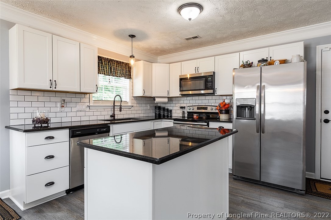 5507 Rising Ridge Drive Hope Mills, NC 28348 - Photo 8 of 21 Gallery Image 8