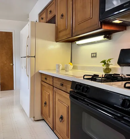 $429,000 | 416 Trinity Court, Buffalo Grove, IL 60089