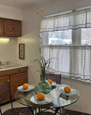 $429,000 | 416 Trinity Court, Buffalo Grove, IL 60089