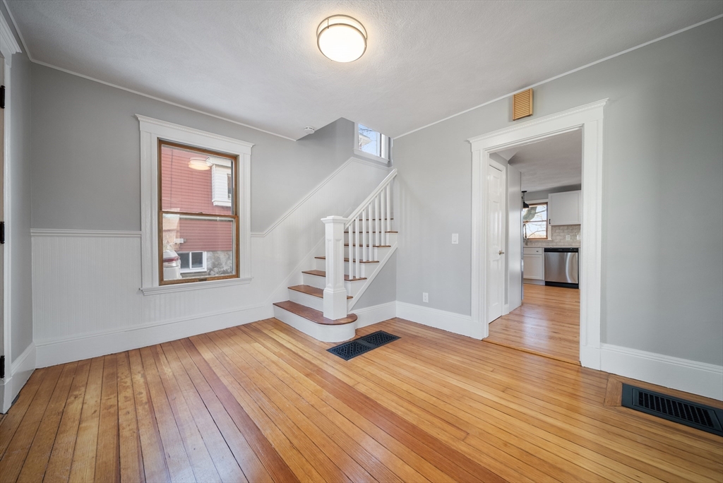 24 Oak Hill Road Saugus, MA 01906 - Photo 17 of 42 Gallery Image 17