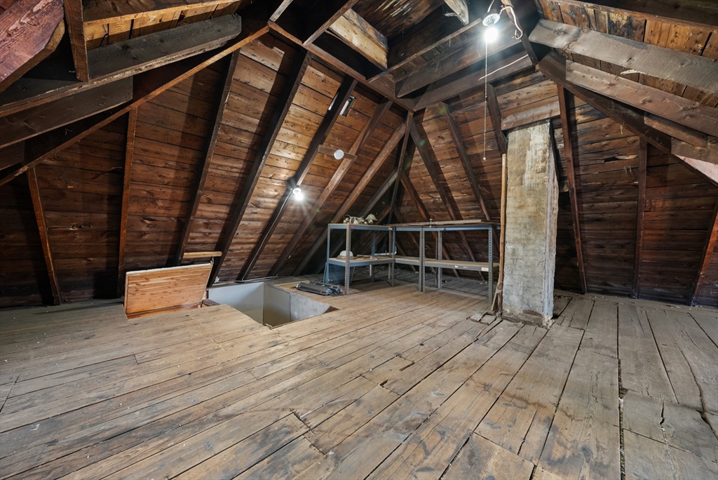24 Oak Hill Road Saugus, MA 01906 - Photo 29 of 42 Gallery Image 29