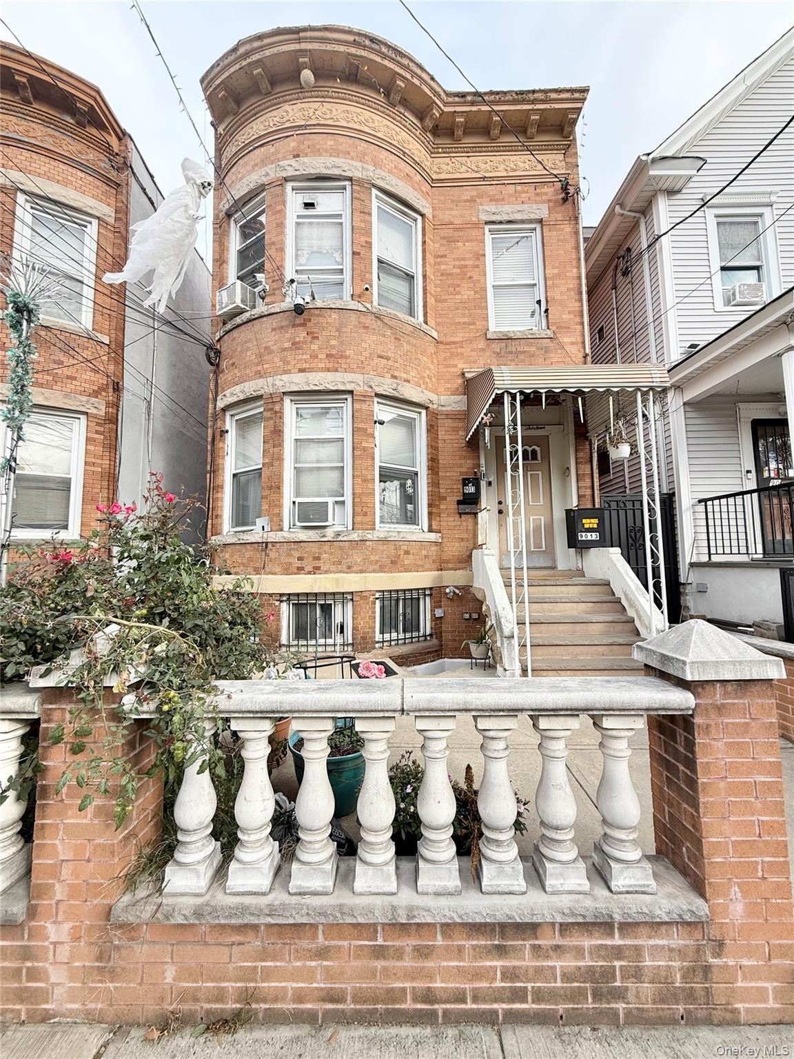 a front view of a building