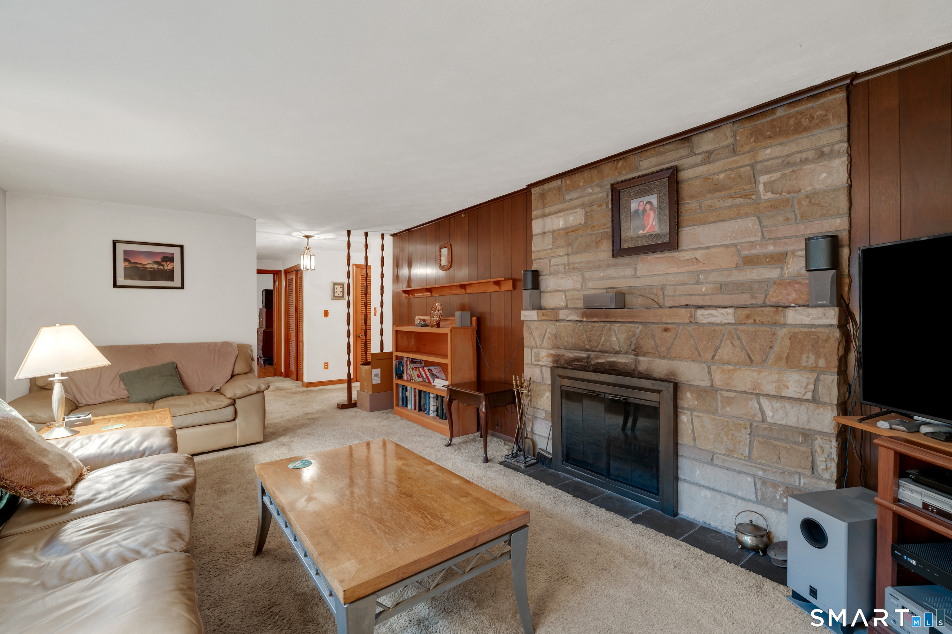 53 Bird Road Naugatuck, CT 06770 - Photo 4 of 24