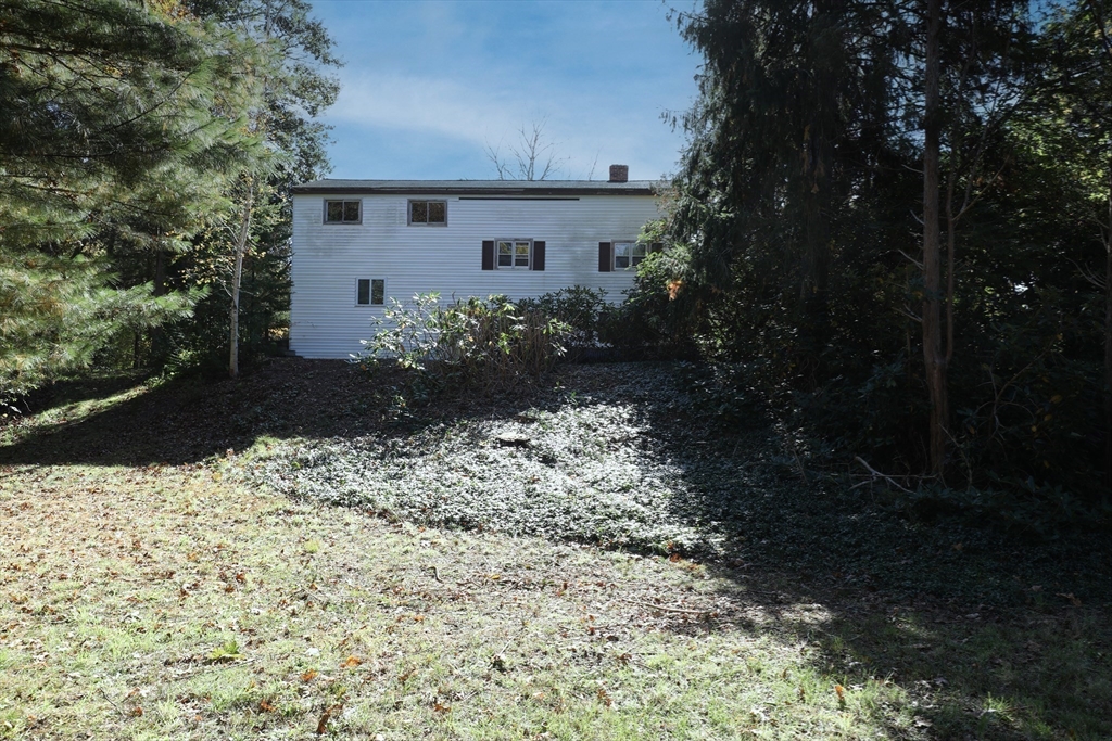827 Shore Road Pocasset, MA 02559 - Photo 2 of 5