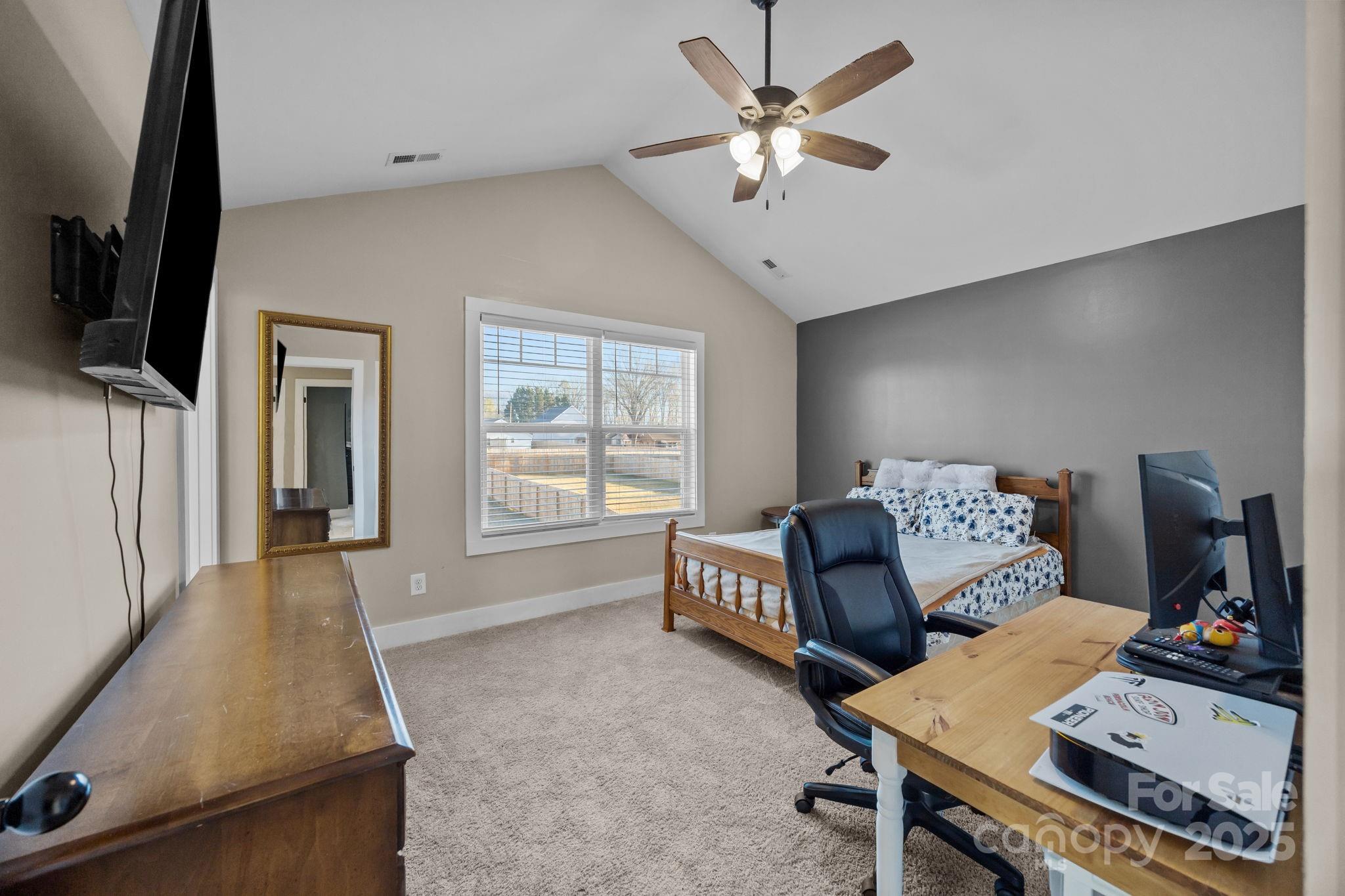 701 3rd Street Southeast Conover, NC 28613 - Photo 13 of 26