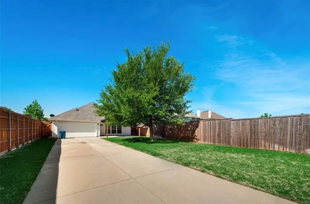 $2,600 | 5516 Longhorn Drive, The Colony, TX 75056