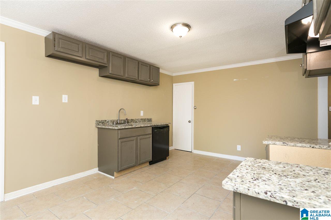 123 Westbrook Road Bessemer, AL 35023 - Photo 5 of 34