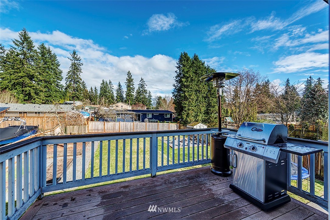 21703 7th Place West Bothell, WA 98021 - Photo 14 of 16