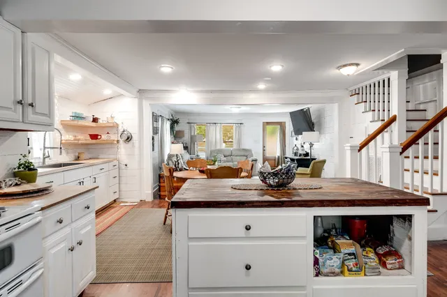 $389,900 | 2044 Liebengood Road, Goodlettsville, TN 37072