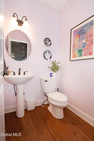 $899,900 | 26 Saw Mill Court, Wilton, NY 12866