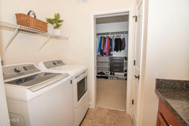 $899,900 | 26 Saw Mill Court, Wilton, NY 12866