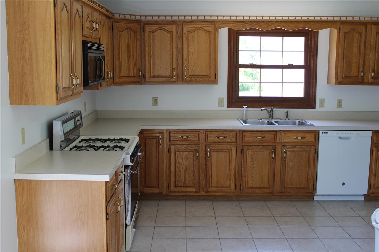 24300 Riley Road North Liberty, IN 46554 - Photo 4 of 20