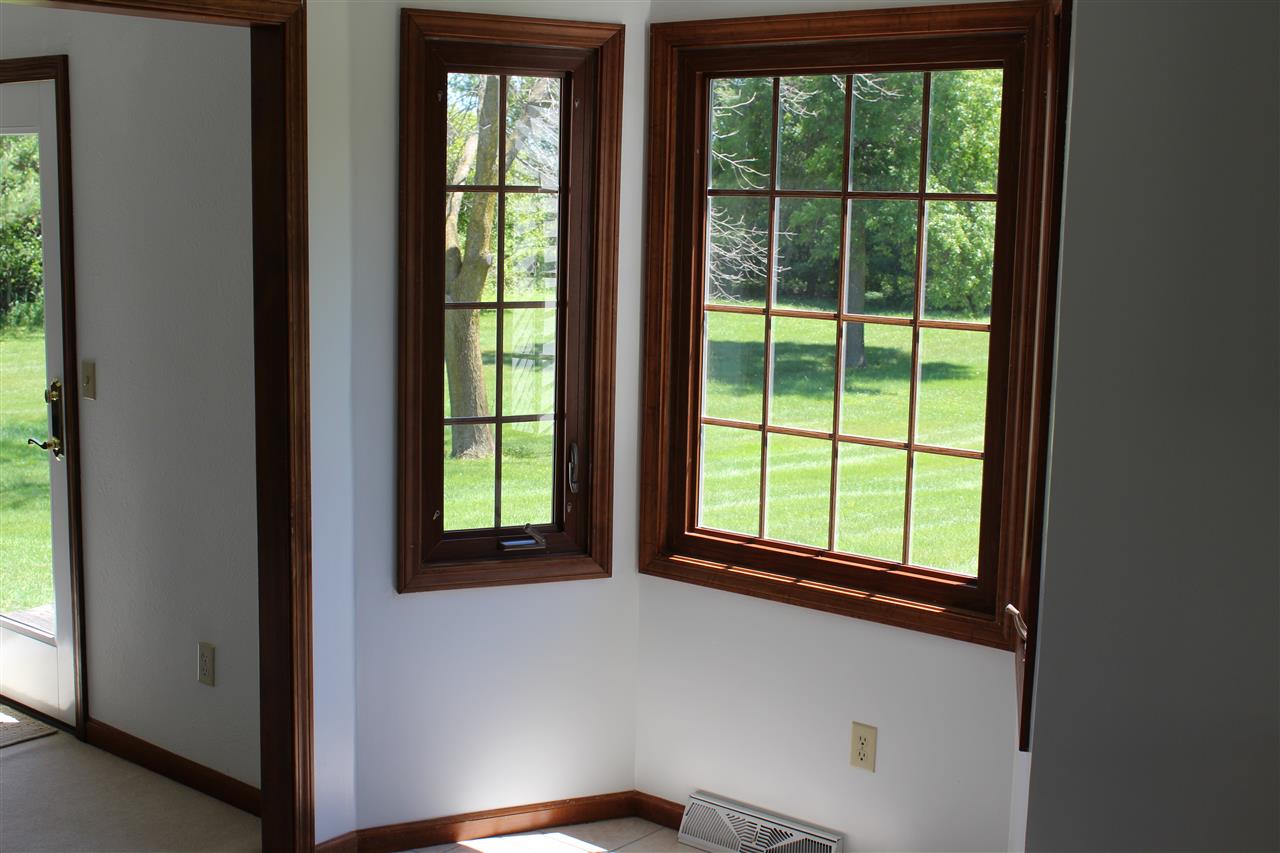 24300 Riley Road North Liberty, IN 46554 - Photo 5 of 20
