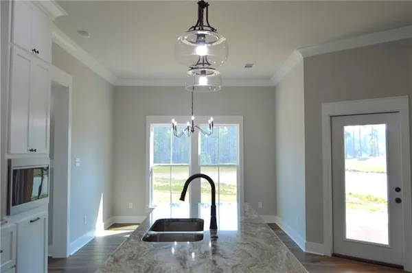 $398,900 | 537 Feliciana Drive, Pineville, LA 71360