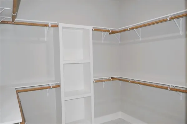 $398,900 | 537 Feliciana Drive, Pineville, LA 71360