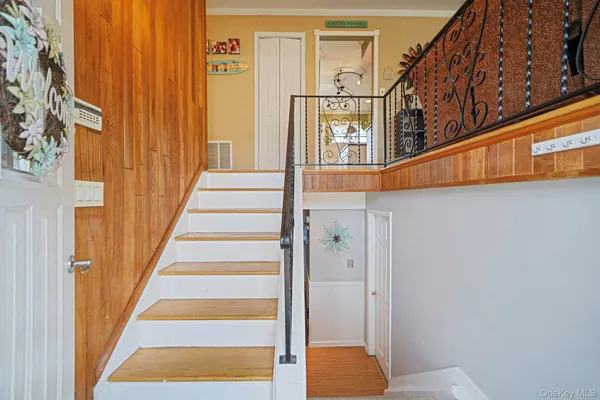 $775,000 | 10 Pierre Drive, Commack, NY 11725