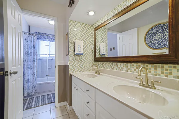 $775,000 | 10 Pierre Drive, Commack, NY 11725