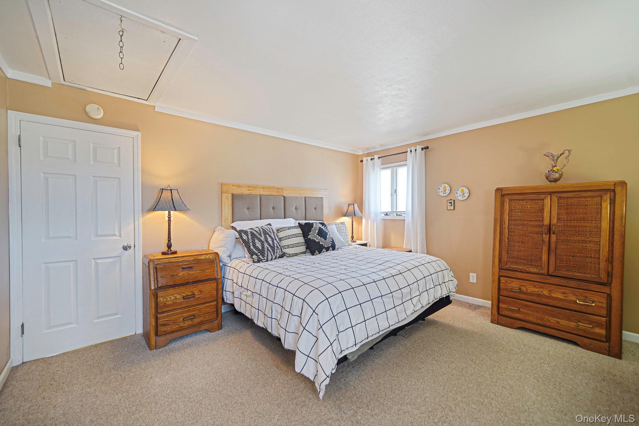 10 Pierre Drive Commack, NY 11725 - Photo 27 of 50