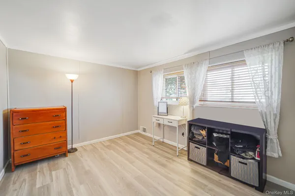 $775,000 | 10 Pierre Drive, Commack, NY 11725