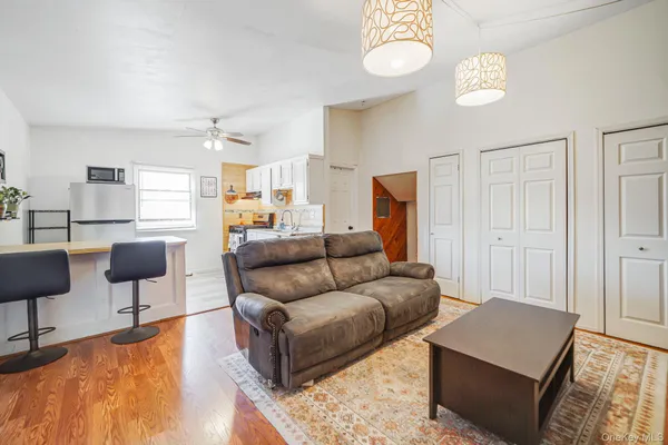 $775,000 | 10 Pierre Drive, Commack, NY 11725