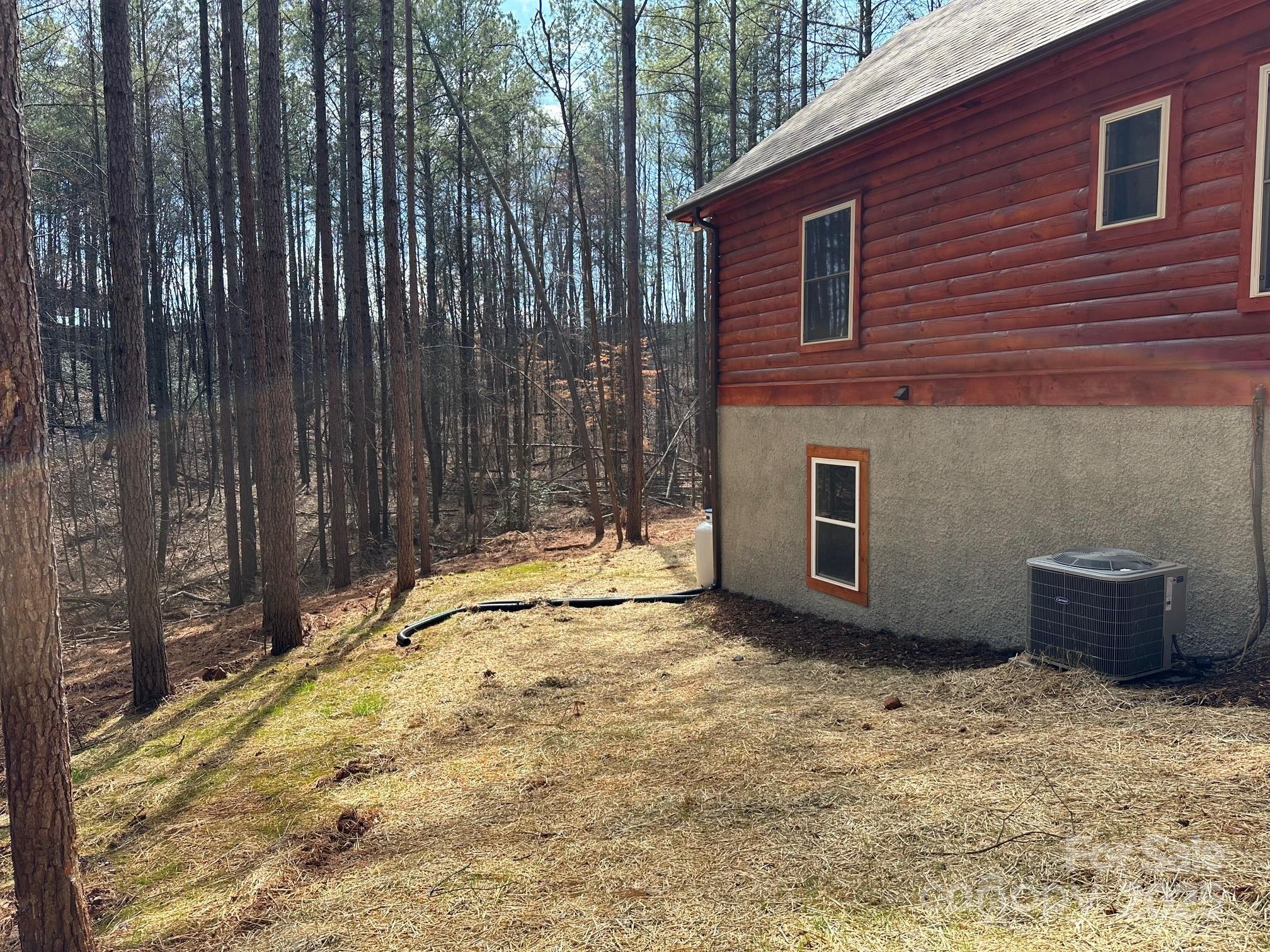 132 Chasewood Drive Rutherfordton, NC 28139 - Photo 8 of 40 a backyard of a house