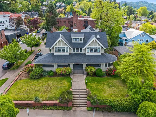 $439,900 | 1111 Northwest 25th Avenue, Unit 1, Portland, OR 97210