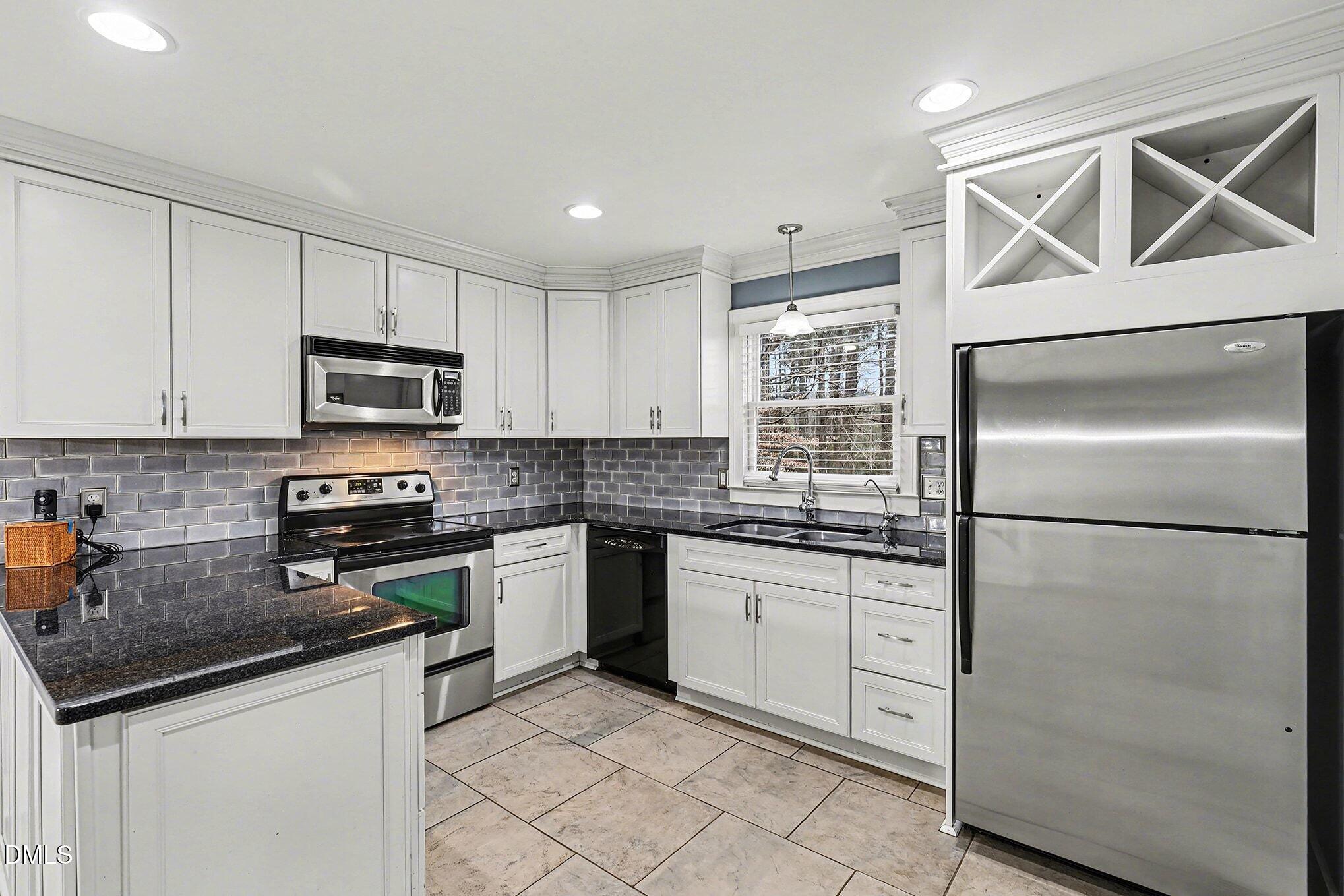 2529 Countrywood Road Raleigh, NC 27615 - Photo 10 of 35 014_file_1807