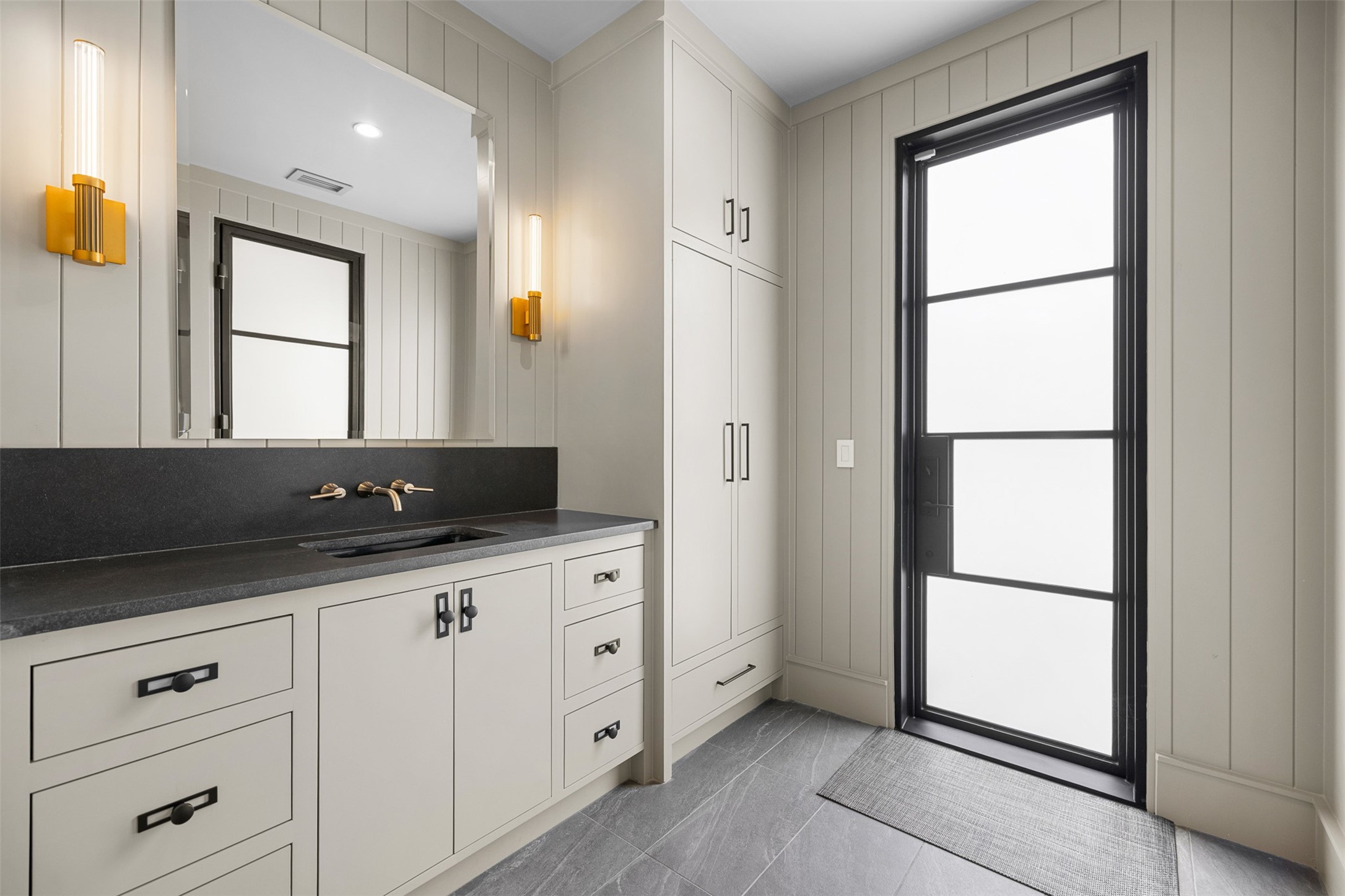 770 South Weyand Road Round Top, TX 78954 - Photo 33 of 38