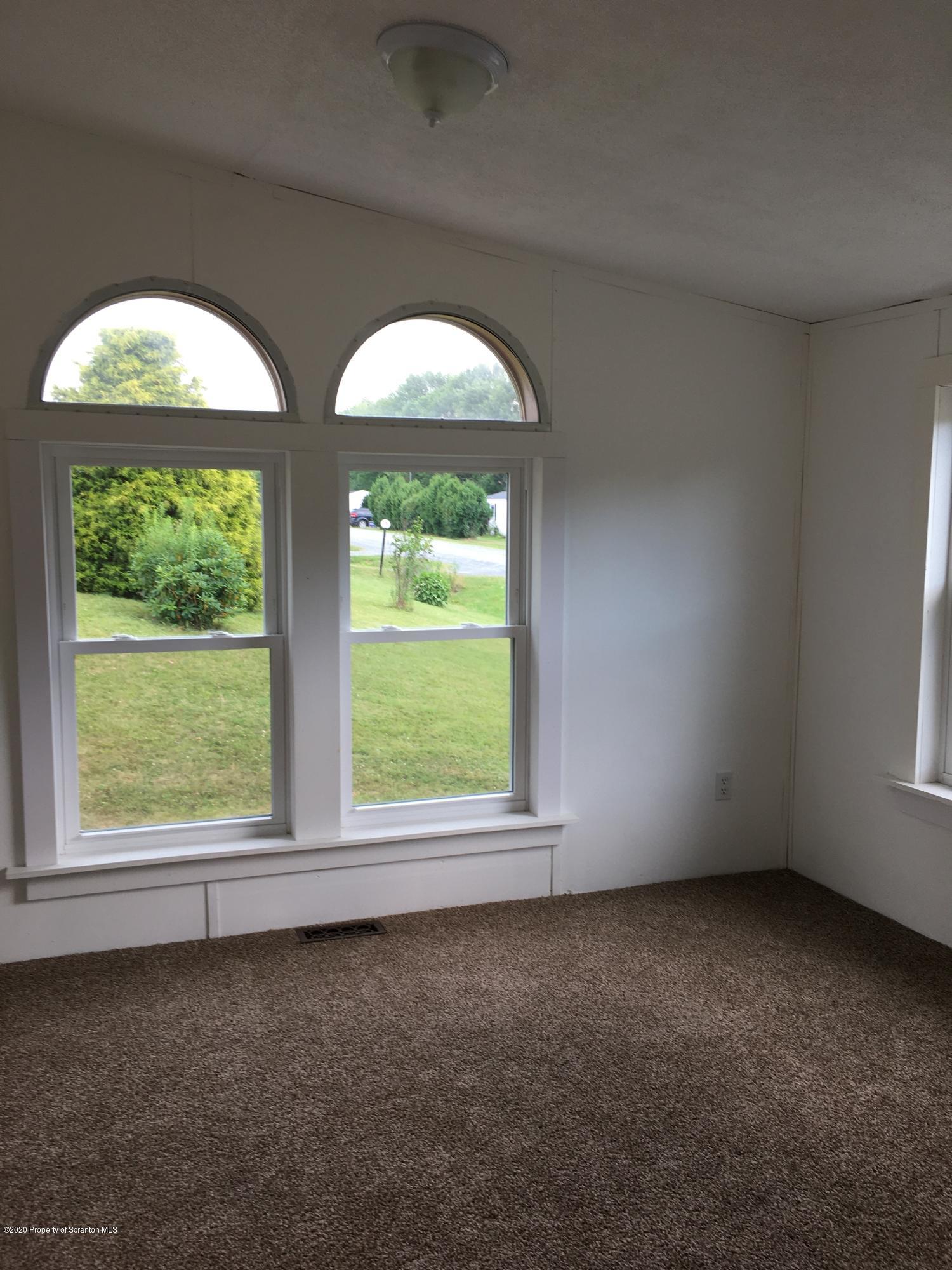 140 Buckingham Heights Moscow, PA 18444 - Photo 20 of 32 BONUS ROOM