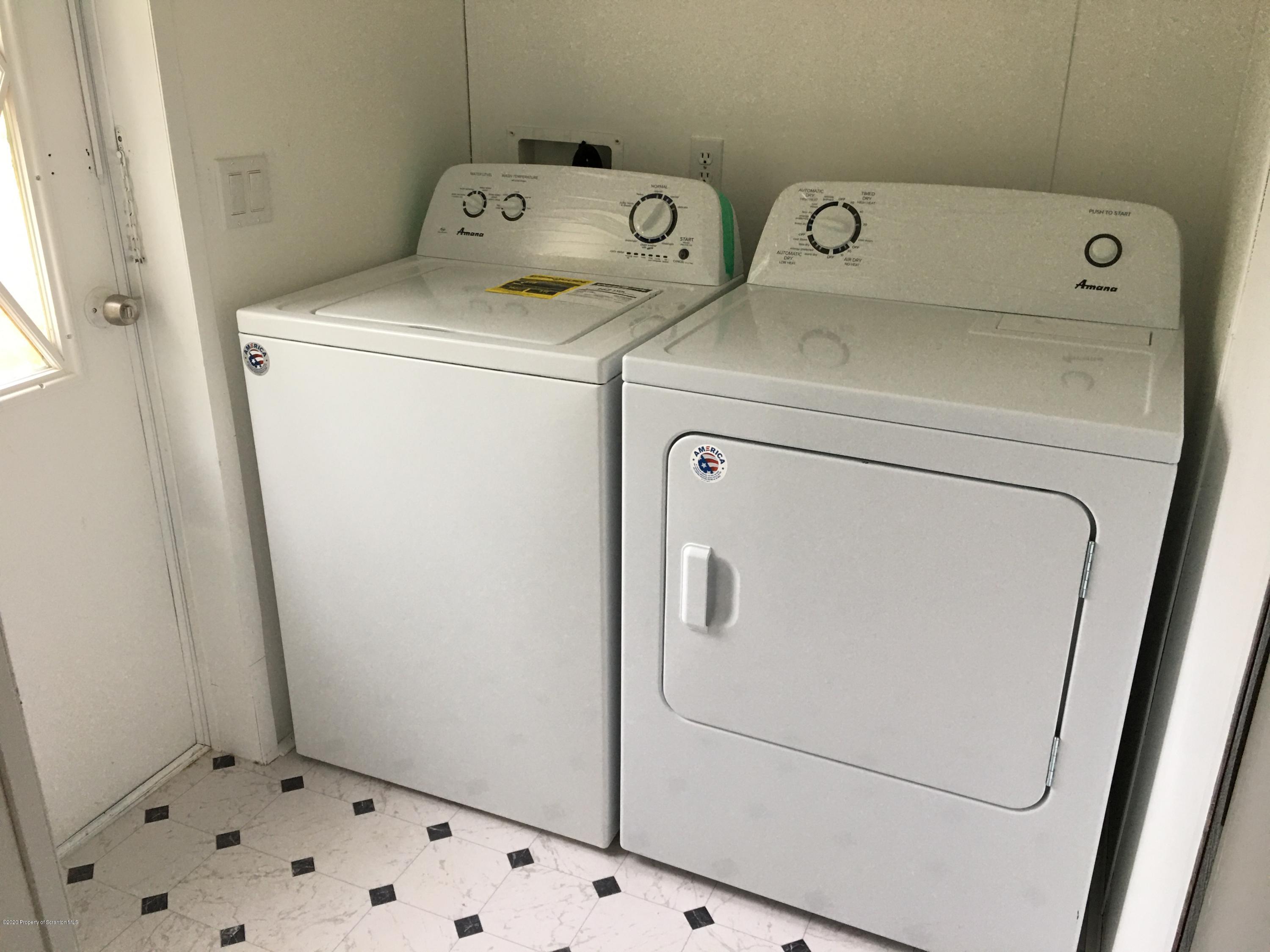 140 Buckingham Heights Moscow, PA 18444 - Photo 27 of 32 LAUNDRY